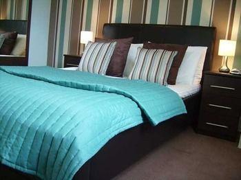 Langdon Villa Guest House Тенби Екстериор снимка
