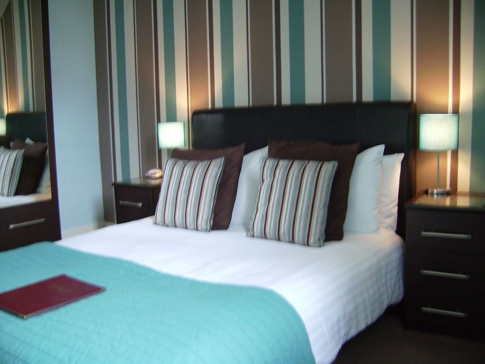 Langdon Villa Guest House Тенби Екстериор снимка